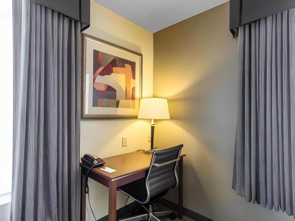 Comfort Inn&Suites Madisonville Eksteriør bilde