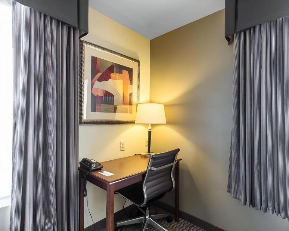 Comfort Inn&Suites Madisonville Eksteriør bilde