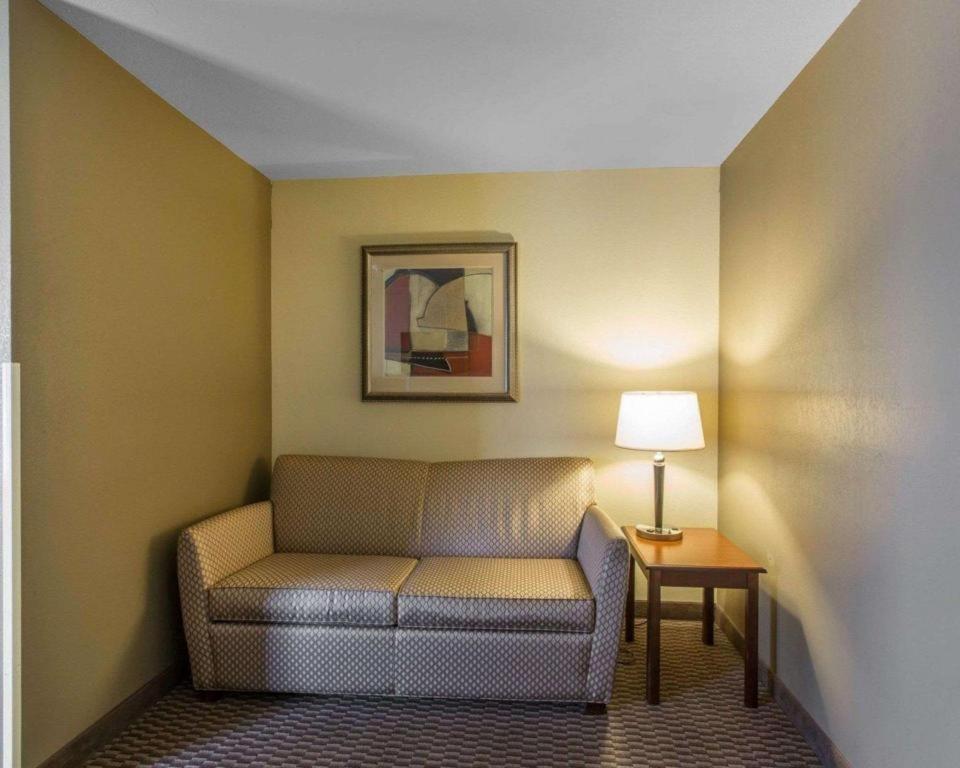 Comfort Inn&Suites Madisonville Eksteriør bilde